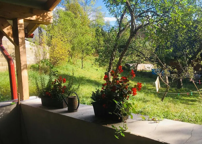 V Zahrade Vakantiehuis Mýto pod Ďumbierom